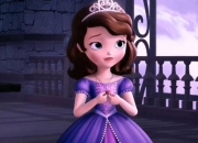 《苏菲亚化妆：打造专属梦幻妆容》