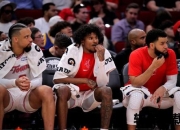 火箭vs勇士巅峰对决_NBA直播实时比分与赛况速递