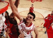 姚明NBA赛场经典瞬间_重温中国巨人的传奇篮球之路