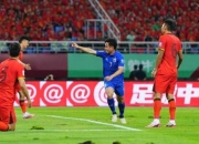 国足迎战卡塔尔：下半场生死逆转悬念燃爆全场