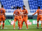 鲁能VS亚泰：中超强强对话激战正酣_胜负关键战引爆绿茵焦点