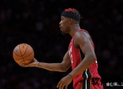 莱利致敬宿敌_热火退役乔丹23号球衣之谜