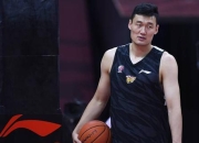 苏伟身高2米12_CBA八冠王的内线防守支柱